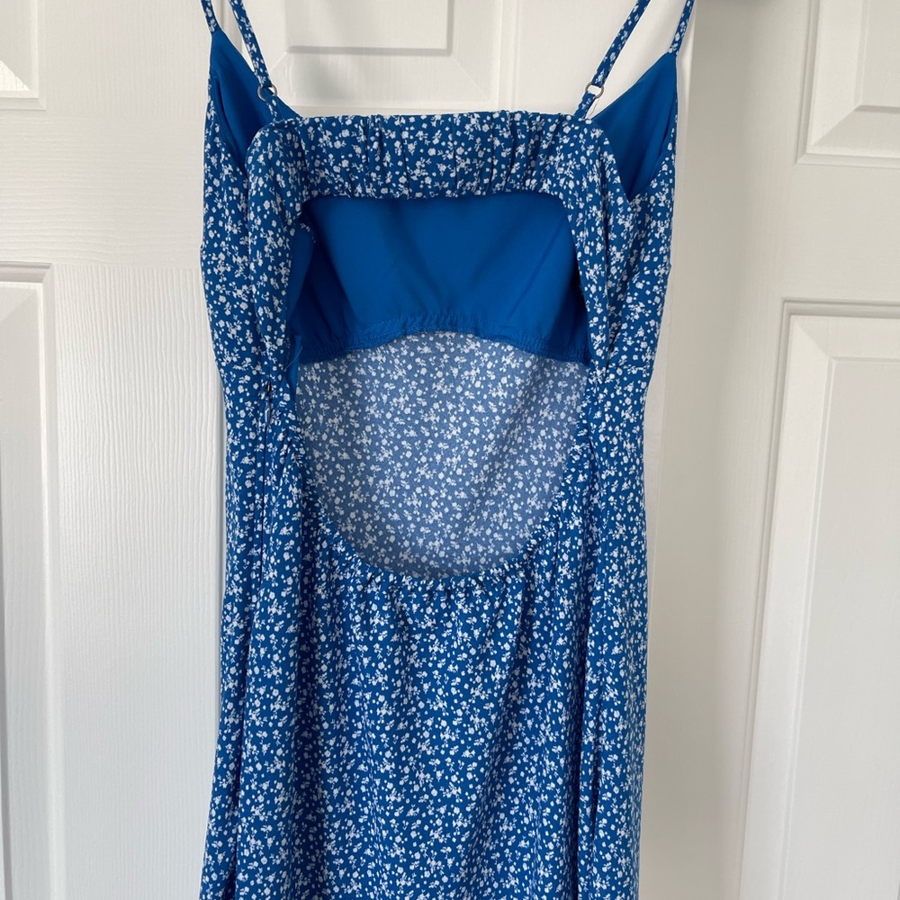 Hollister Blue Floral Midi Dress - Picture 7 of 9